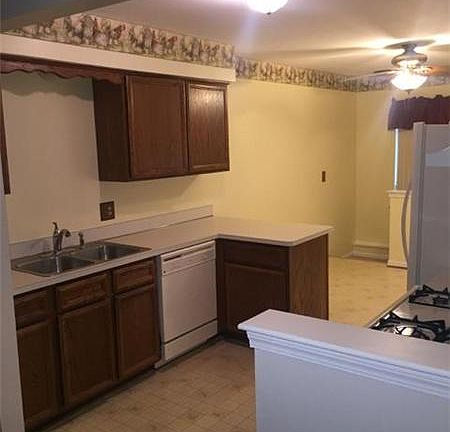 4th image of 11446 Lynhurst Dr