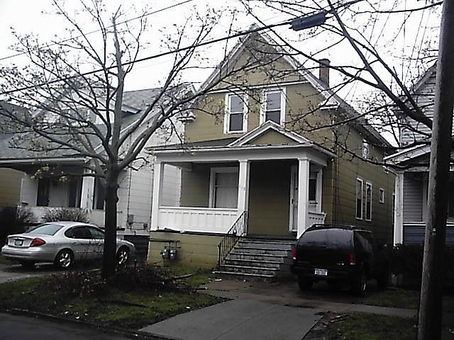 1st image of 115 Domedion Ave