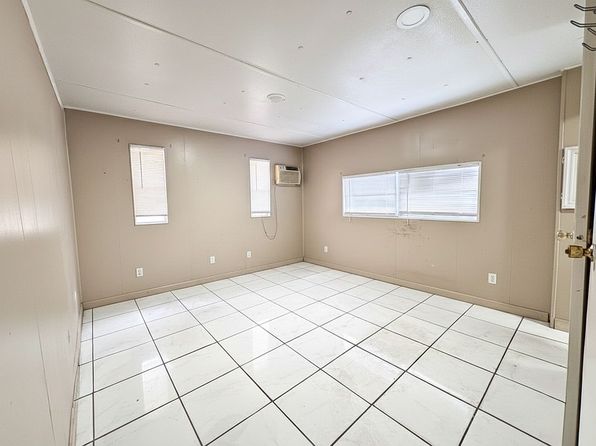 4955 NW 199th St LOT 133