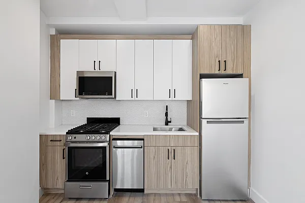 Rented by REAL New York | media 2