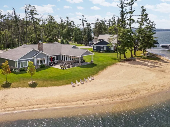4572 Pinehurst Ave, Gaylord, MI 49735