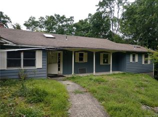 101 Helms Hill Rd, Washingtonville, NY 10992