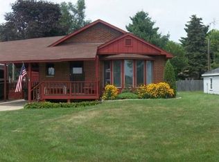220 W Kahler Rd, Wilmington, IL