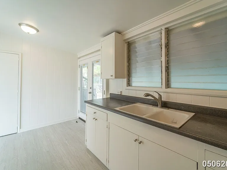 207 Kaliponi St — Photo 7