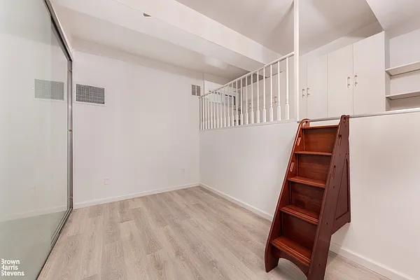 Rented by Brown Harris Stevens | media 22