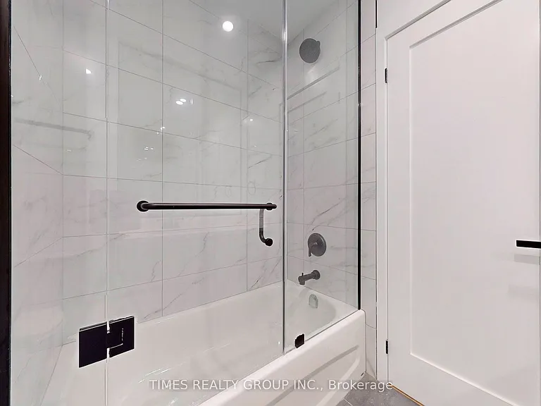 71 Gloucester St — Photo 14