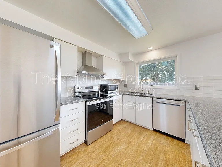 2314 SE 53rd Ave — Photo 10