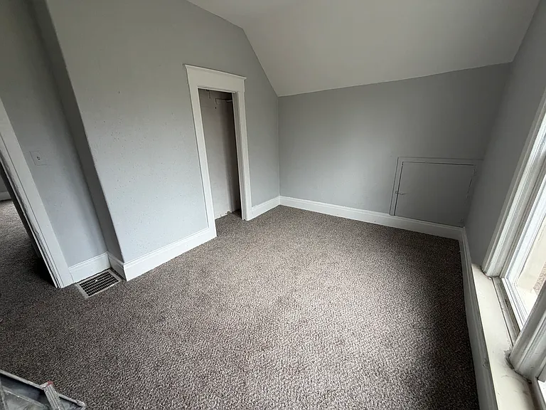2023 Ferris Ave — Photo 7