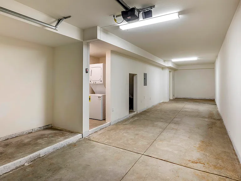 Presidio Townhomes — Photo 20