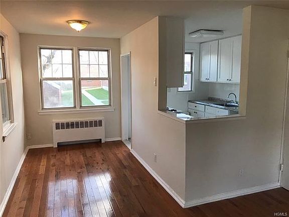 4th image of 101 Carpenter Ave APT A1