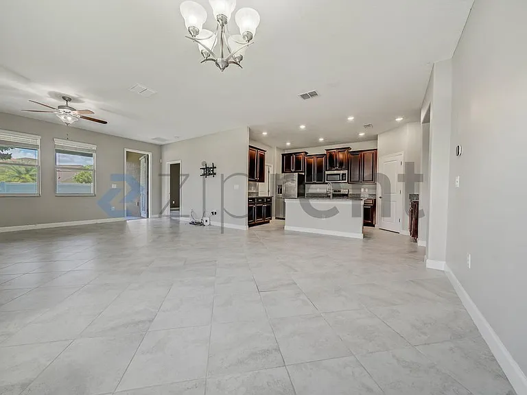 11729 Winterset Cove Dr — Photo 5