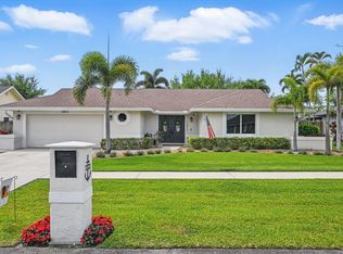 13813 Geranium Pl, Wellington, FL 33414