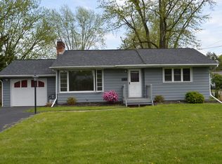 43 Phillips Rd, Rensselaer, NY 12144