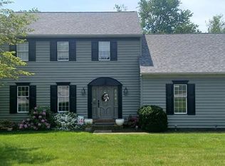 1005 Shadowstone Dr, Lancaster, PA 17603