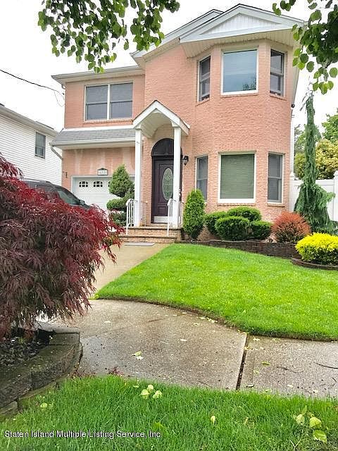 1st image of 482 Vernon Ave