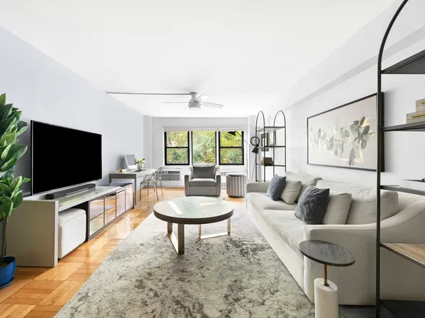 205 East 77th Street image 1 of 9