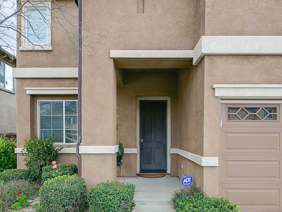 4th image of 33543 Bellflower Pl
