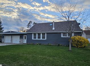 8640 Front St, Hale, MI 48739