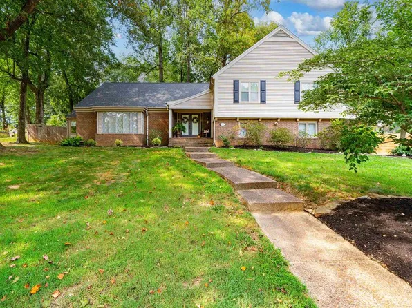 1411 Woodbridge Trl, Owensboro, KY 42303