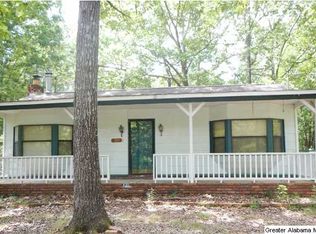 34 Upton Ln, Sylacauga, AL 35151