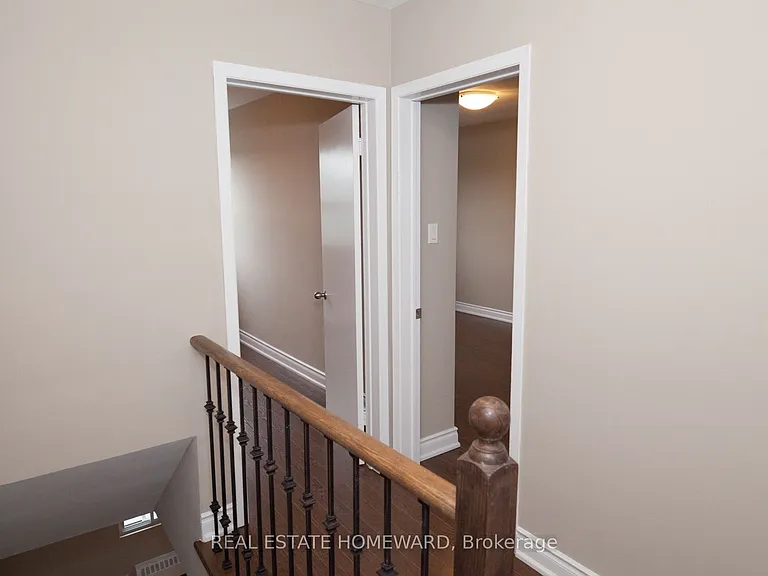 920 Pape Ave #B — Photo 12