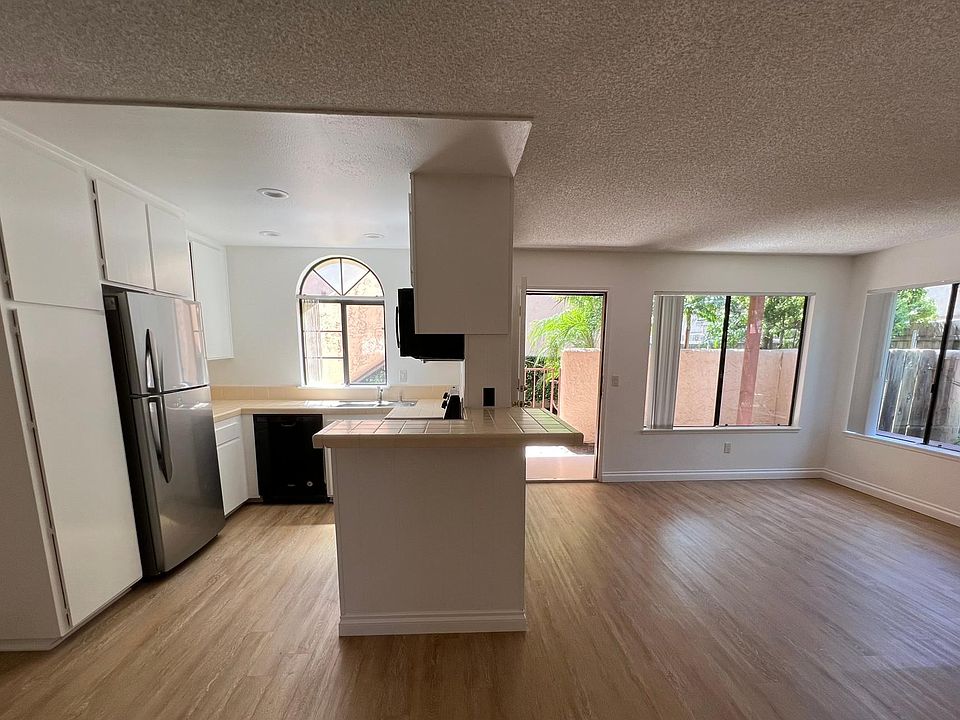 1st image of 1136 N Escondido Blvd APT 115