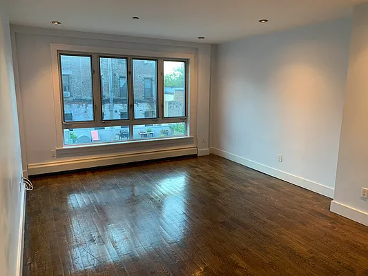 Rented by Flatiron Real Estate Advisors LLC | media 5