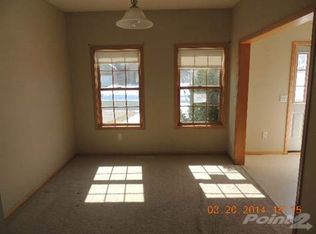 708 Ivanhoe Dr, Watertown, MN 55388