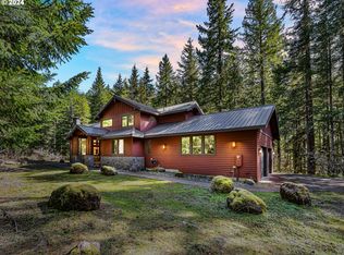 20803 E Glacier View Rd, Rhododendron, OR 97049
