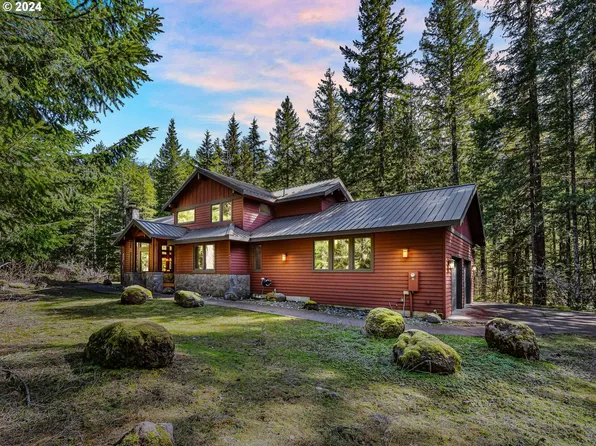 20803 E Glacier View Rd, Rhododendron, OR 97049