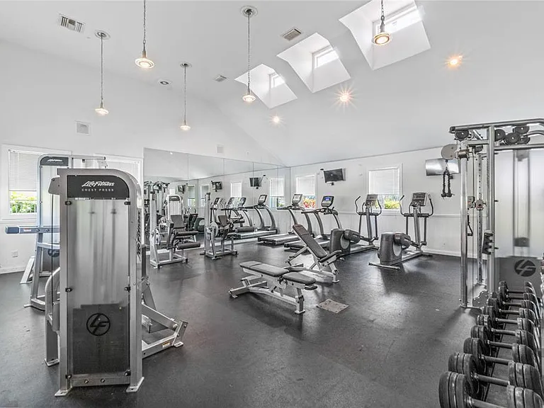 1885 Palm Cove Blvd #10-203 — Photo 32