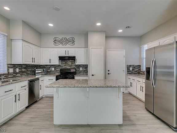 3rd image of 1417 Evening Song Ave