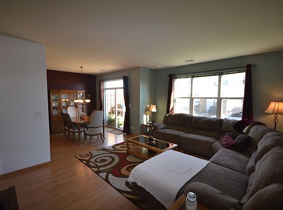 3rd image of 2900 Glacier Way Unit C