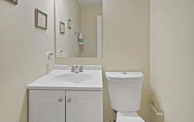 6206 Dimrill Ct — Photo 2