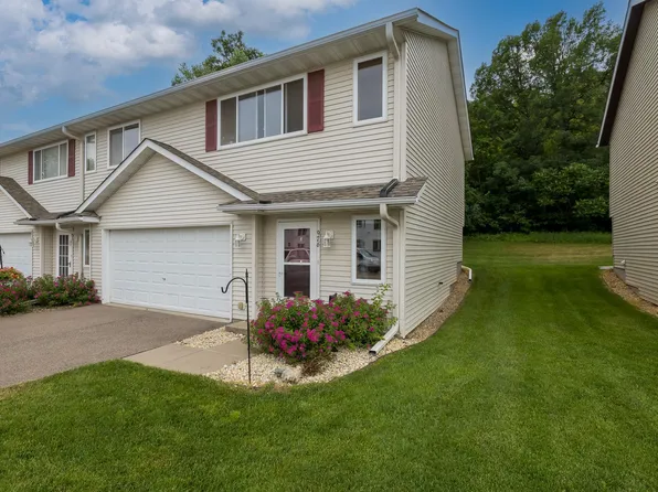 976 Hewitt Blvd, Red Wing, MN 55066