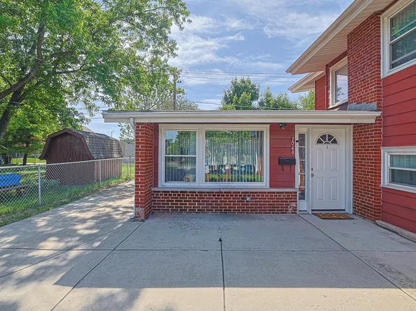 3046 S 24th Ave #2, Broadview, IL 60155