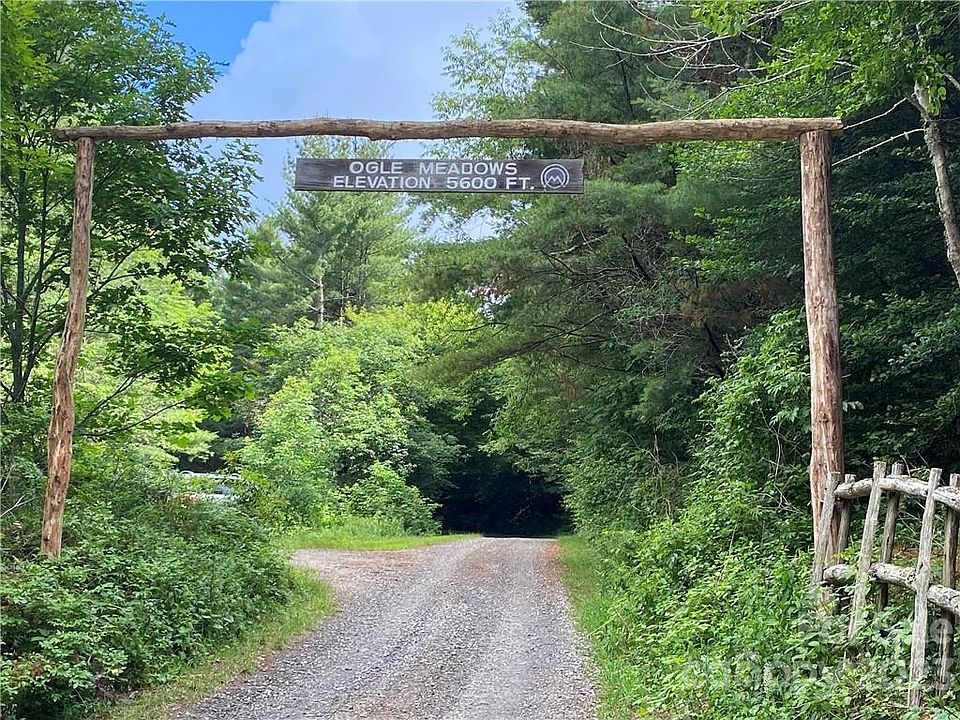 1st image of 21 Ogle Meadows Rd #21
