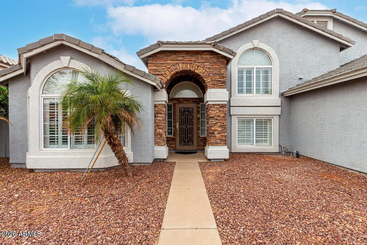 5 bed, 3.0 bath, 3166 sqft, $3,900 — Photo 1