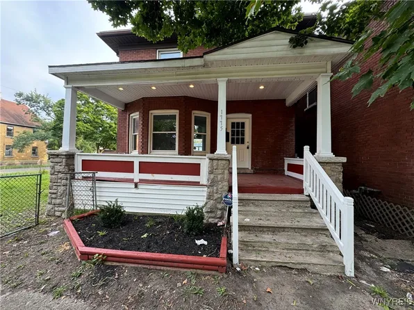 1775 Falls St, Niagara Falls, NY 14303