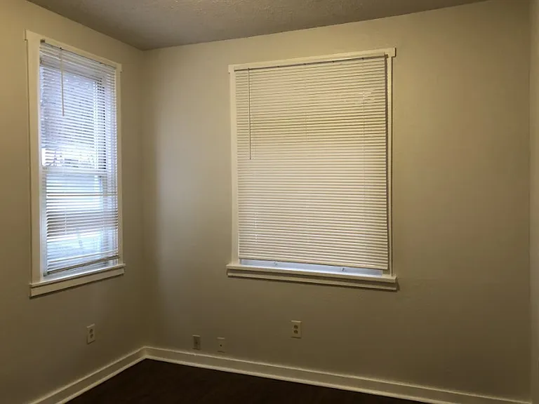 516 Center Ave #2 — Photo 11
