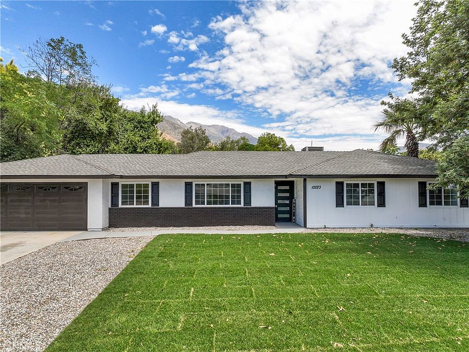 1st image of 10223 Cherry Croft Dr