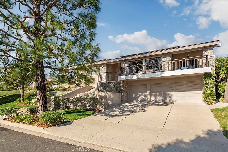 30216 Matisse Dr