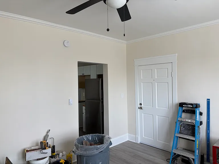 350 S Scott Ave #1 — Photo 5