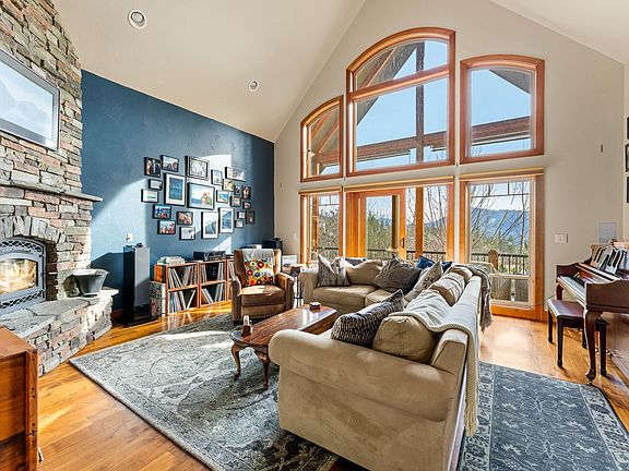 4th image of 252 Frontier Ln