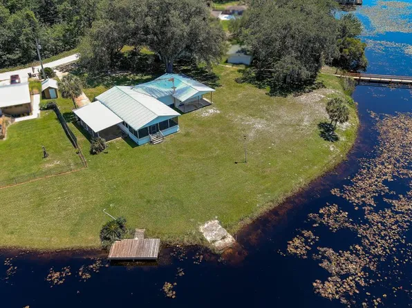2856 Lakeview Dr, Donalsonville, GA 39845