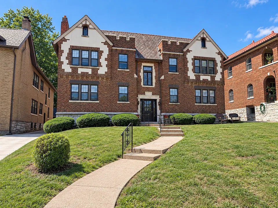 7344 Pershing Ave #2E