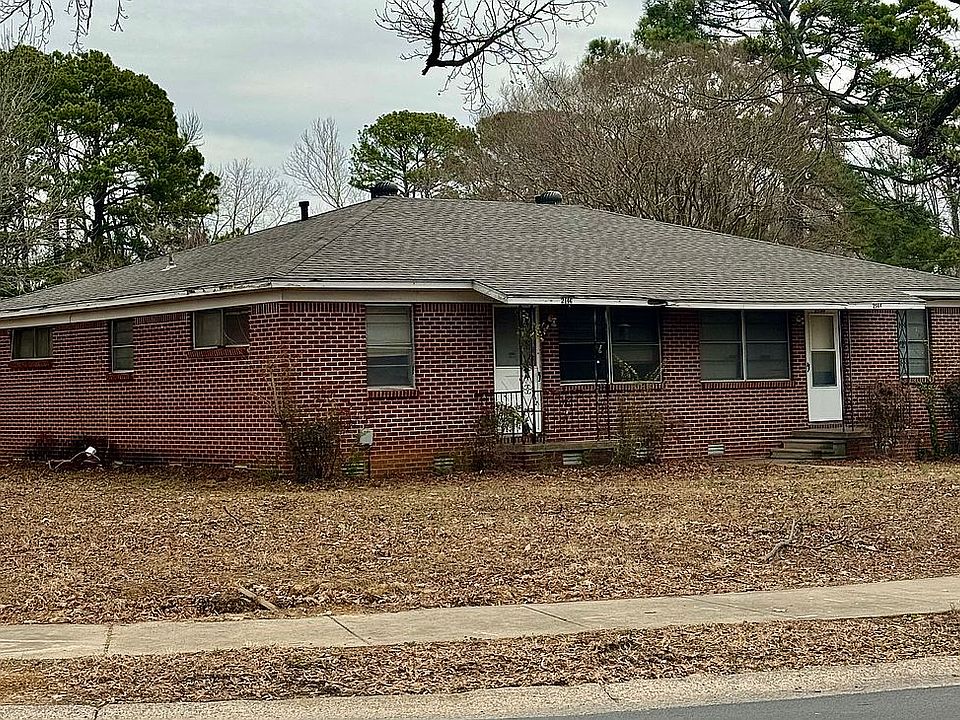 2nd image of 2144 Caldwell St