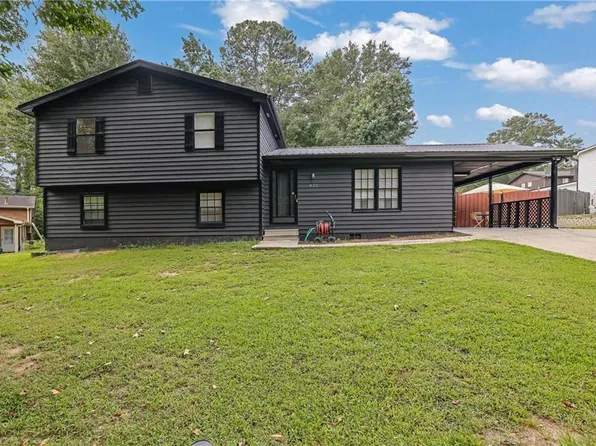 870 The Cir, Lawrenceville, GA 30043