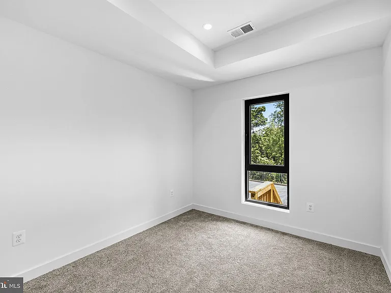 2534 Elvans Rd SE — Photo 20