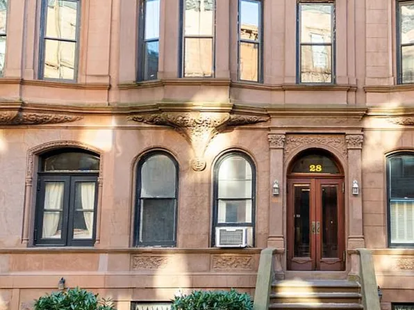 28 W 89th St, New York, NY 10024